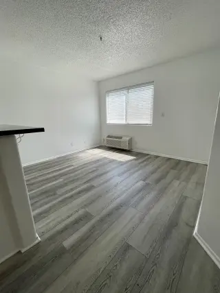 Modern 2 Bedroom Gem | Fully Renovated |