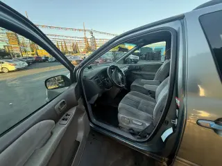 2000 TOYOTA SIENNA