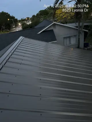 Se busca un grupo de roofing(LAMINA)(MUCHO TRABAJO)