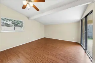 🏡 Beautiful 3-Bedroom, 2-Bathroom Home for Rent!