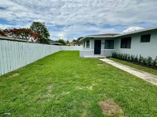 Newly Renovated Duplex