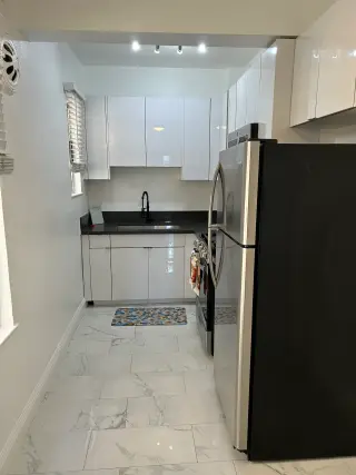 **¡$1,595 al mes – Acogedor estudio en el corazón de Koreatown!**