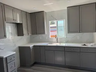 Hermoso Duplex de 3 Habitaciones en Compton