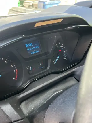Ford Transit 2019 - Perfecta para Negocios o Viajes