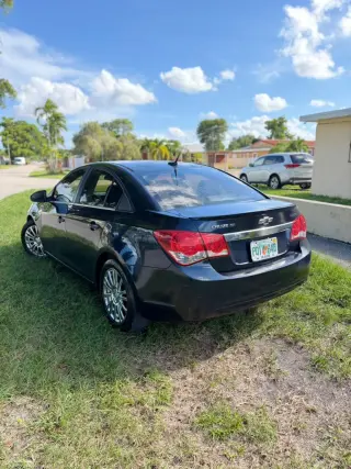 En 💰$2300 Cash. Chevrolet Cruze 2014.