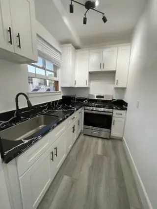Spacious Apartment for Rent in Prime Koreatown/Mid-Wilshire