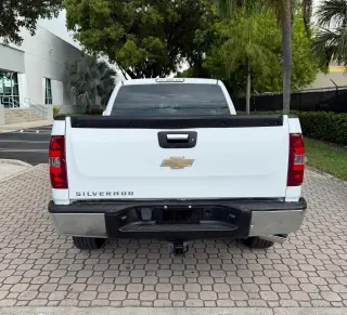 🛻 2011 Chevrolet Silverado – $7,800 CASH ¡Título en Mano! 💼