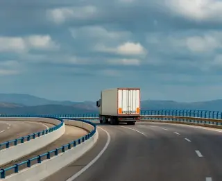 Transporte de carga terrestre | Transportes Meridian