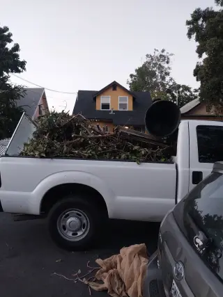 Erick's Junk Removal