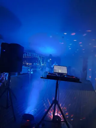 EVENTOS Y PRODUCCIONES AZ MINITECAS, DJS, SONIDO, EVENTOS, ALQUILER MEDELLIN