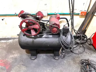 Taller de Rectificado De  Motores casi Completo