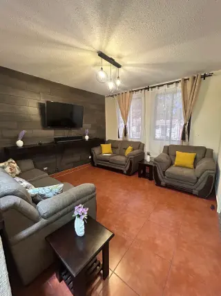 CASA EN VENTA EN SAN LUCAS SACATEPEQUEZ