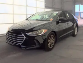🚘 Hyundai Elantra 2018 – $3,900 CASH ¡Título Limpio! 🤑