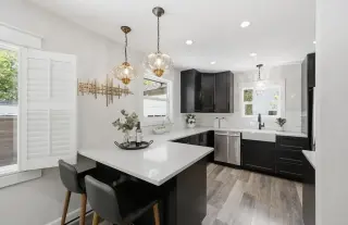 SINGLE FAMILY HOME