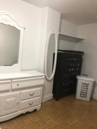RENTO UN CUARTO