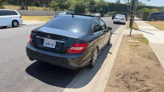 2013 Mercedes-Benz C-Class C250 Sedán - Conducción Limpia y Eficiente