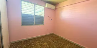 Esta propiedad cuenta con 3 dormitorios y 1 baño.