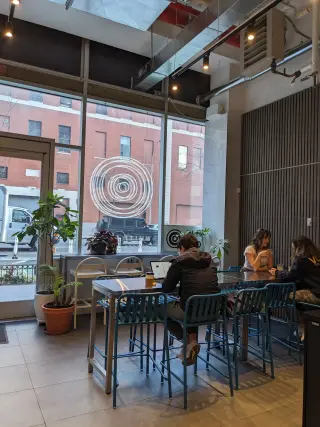 White Noise Coffee (Manhattan Coffee Shop)