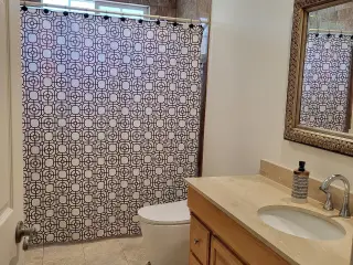 2br @Burbank, CA 91501🔑