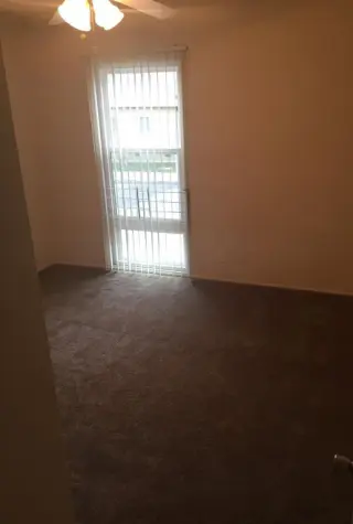 Vida comoda en acogedora comunidad en el corazon de Compton CA