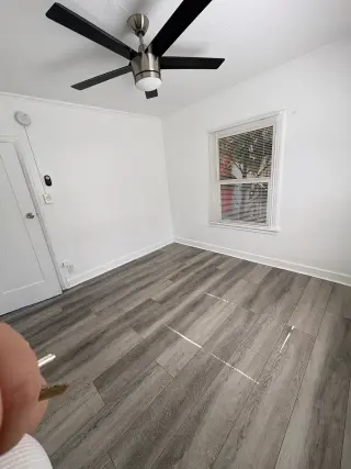 1 Bd / 1Ba Bungalow
