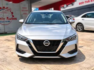 Nissan Sentra S 2023 Gris - Santiz Autos