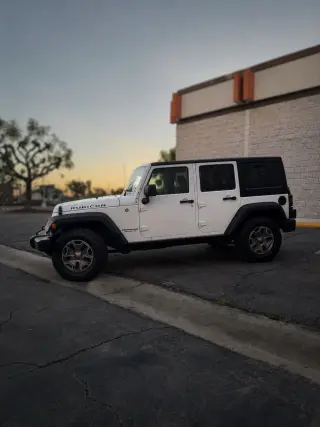2016 Jeep Wrangler Rubicon SUV Automatico Pagos Titulo Limpio Financiamiento