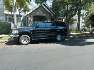Ford expedition $1,200