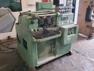 ROSCADORA PEE-WEE 24 TON