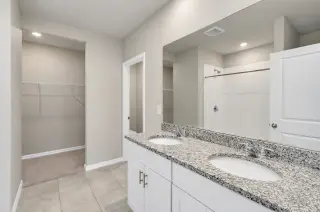 Casa moderna en renta en Zephyrhills – $2,300/mes