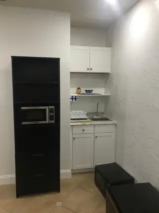 Rento eficiency y habitación