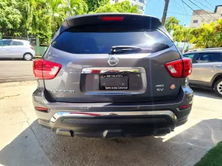 Nissan Pathfinder SV 2019 AWD 3.5L V6 Gris