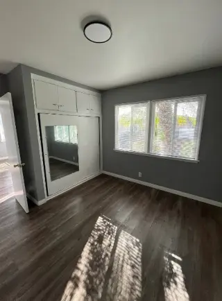 Esta encantadora unidad de 1 dormitorio y 1 baño cuenta c