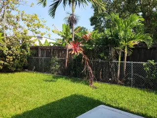 Westchester neighborhood / Bird road Highlands location
