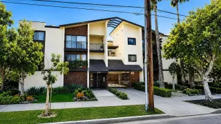 Glendale: 2 recámaras con balcón | $2,695/mes