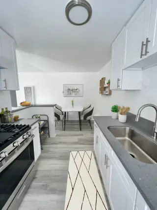 FLEXIBLE LEASE TERMS!!! Renovated Apartments W/ Modern Features + Appliances