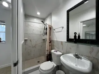 RENTA DE CASA DE 3/2 EN WESTCHESTER CON PISCINA