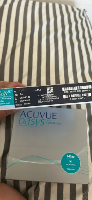 Lentes de Contacto ACUVUE Oasys 1-Día - Paquete de 90