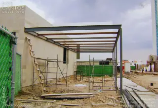 Pérgola Artesanal fabricada a medida, de Cuatro Acabados, -4akva2-