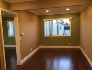 Distribución: 1 dormitorio, 1 baño (vivienda )