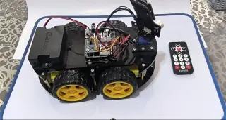 Robot Elegoo Arduino + Kit Electrónica + 3 Carros RC