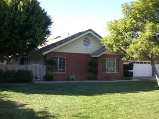 Charming cozy family Home for rent