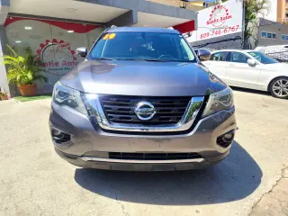 Nissan Pathfinder SV 2019 AWD 3.5L V6 Gris