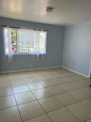 South Gate 2 Bed 1 Bath $2,500