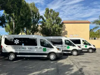 ASISTENTE DE TRANSPORTE MÉDICO