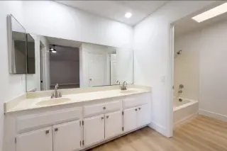 Spacious Home Lancaster CA