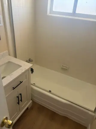APARTAMENTO DE 2 RECAMARAS DE RENTA EN RIVERSIDE, CA