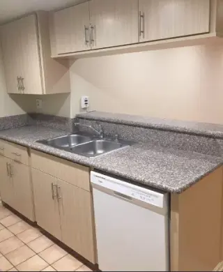 Sala amplia, dormitorio espacioso y baño renovado en Rosemead CA.