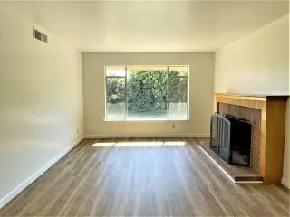 Beautiful 3-Bedroom, 2-Bathroom Home for Rent!