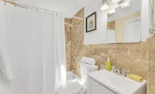 Comfortable Rental With Flexible Space